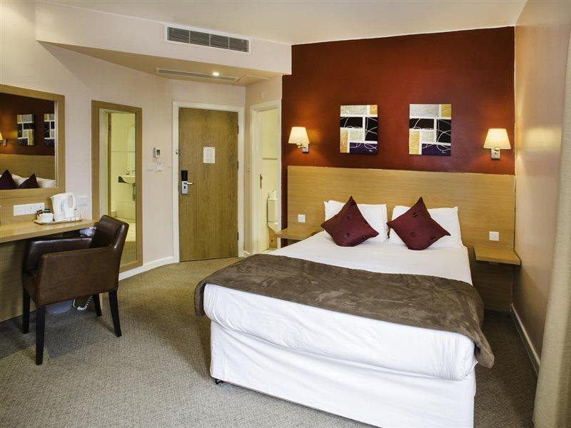 The Luton Hotel Екстер'єр фото