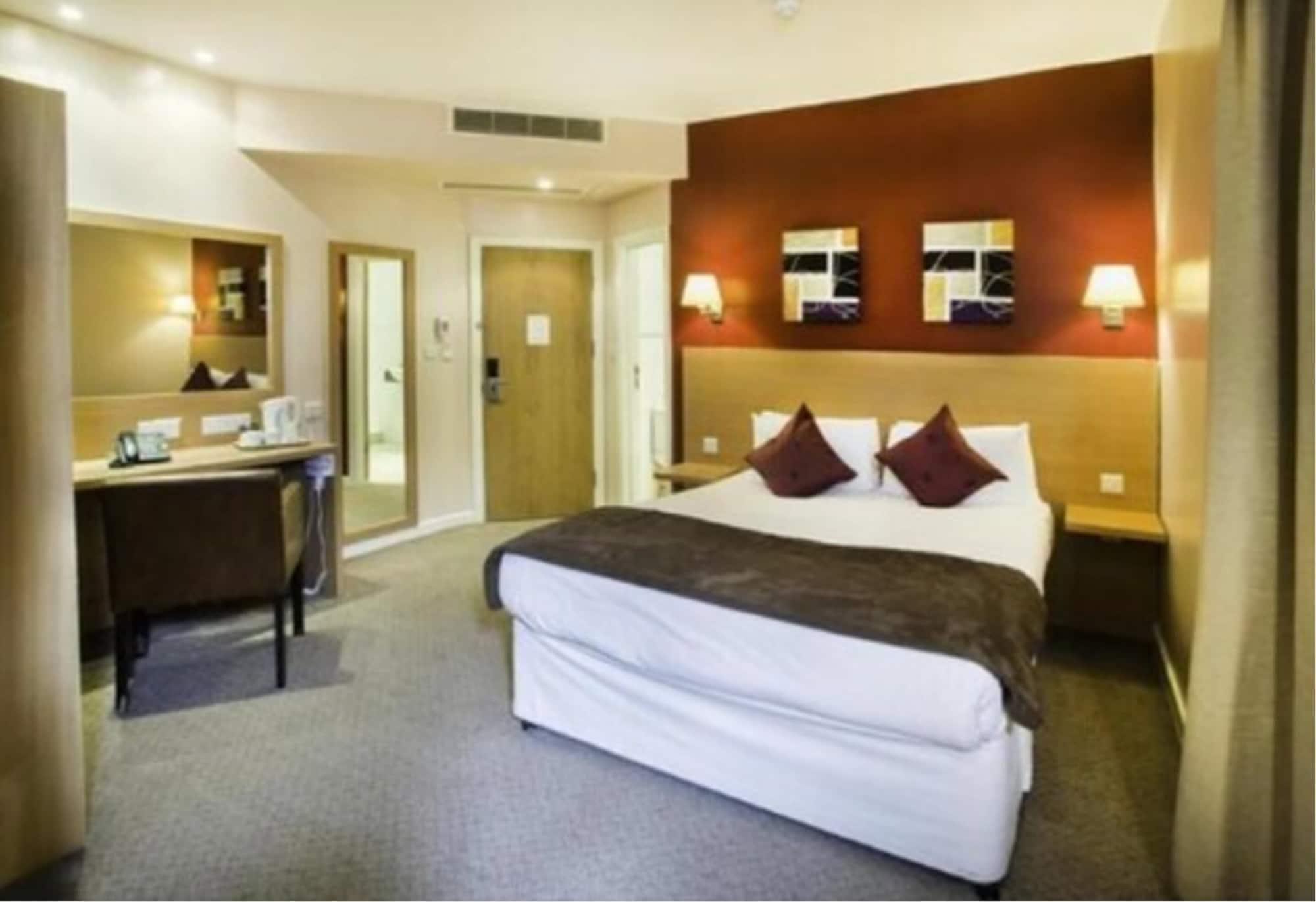 The Luton Hotel Екстер'єр фото