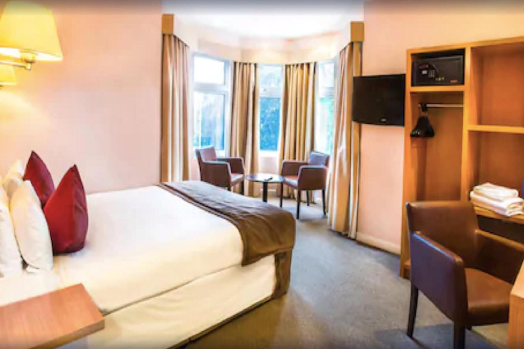The Luton Hotel Екстер'єр фото